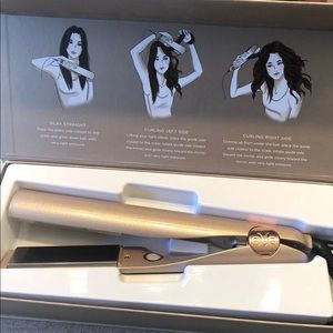 Tyme Hair Iron